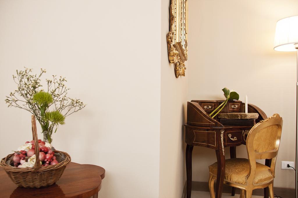 La Castellana Loft Hotel Бергамо Стая снимка