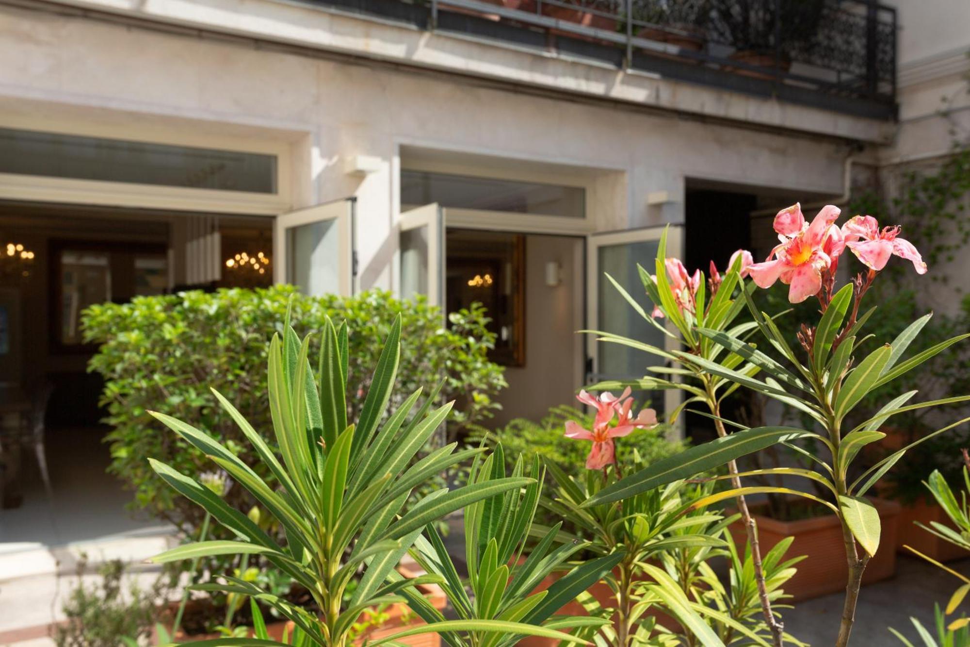 La Castellana Loft Hotel Бергамо Екстериор снимка