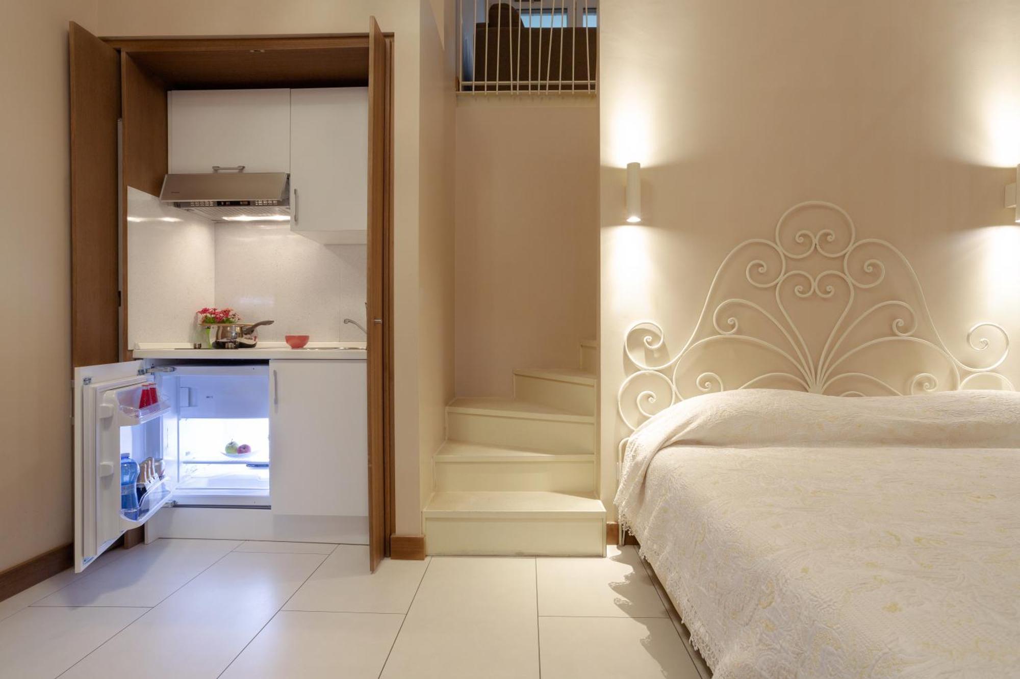 La Castellana Loft Hotel Бергамо Екстериор снимка