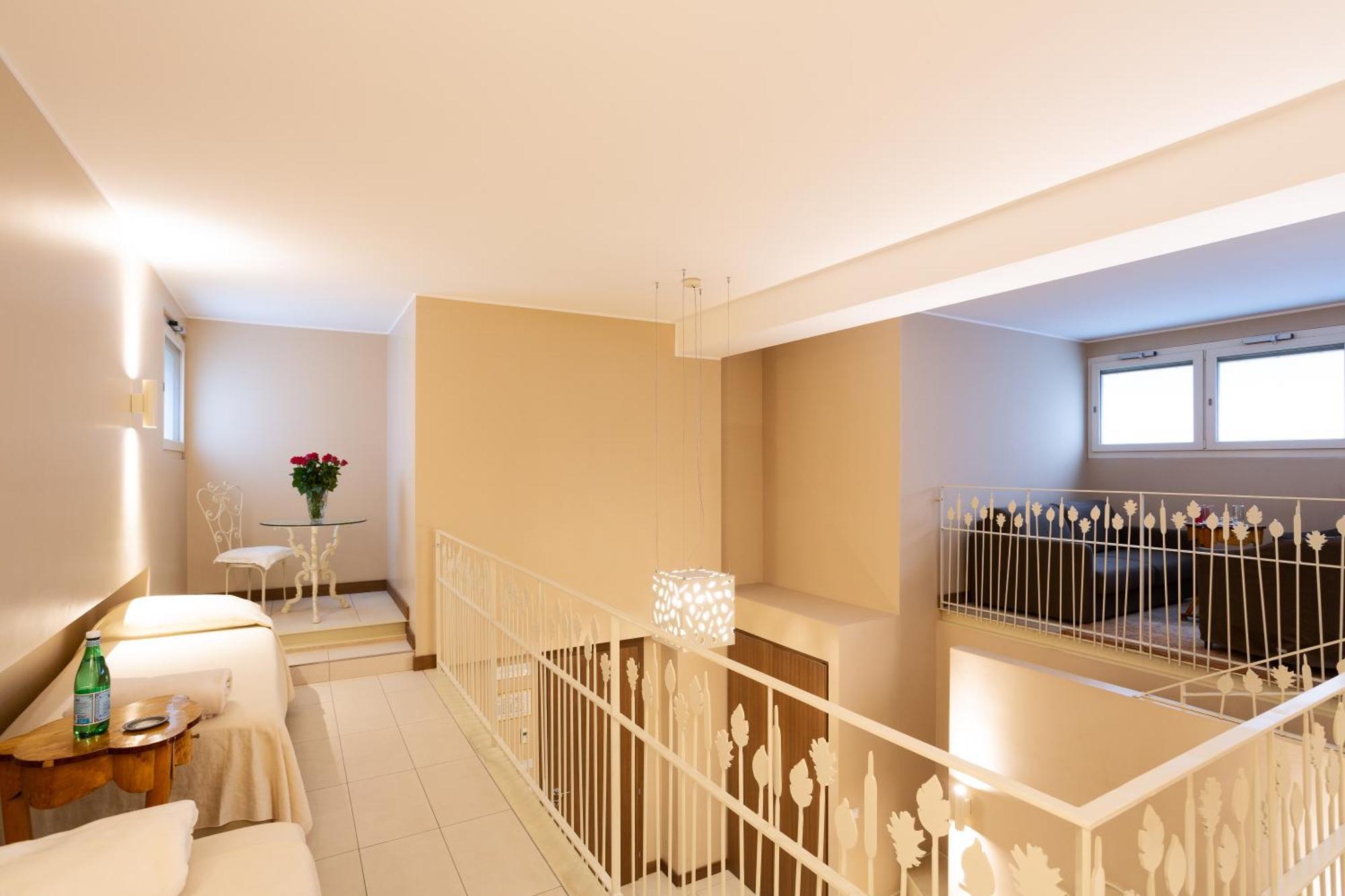 La Castellana Loft Hotel Бергамо Екстериор снимка