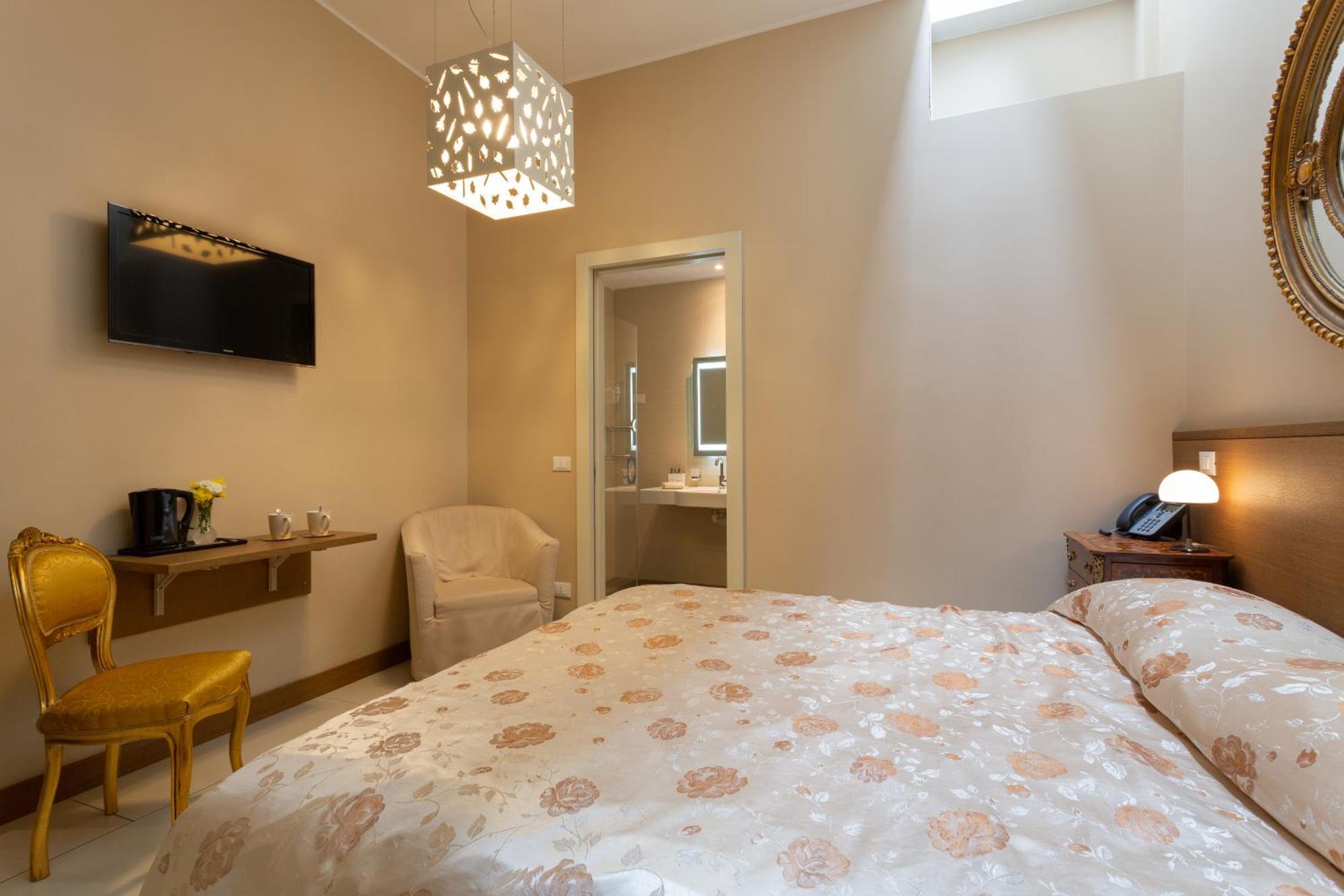 La Castellana Loft Hotel Бергамо Екстериор снимка